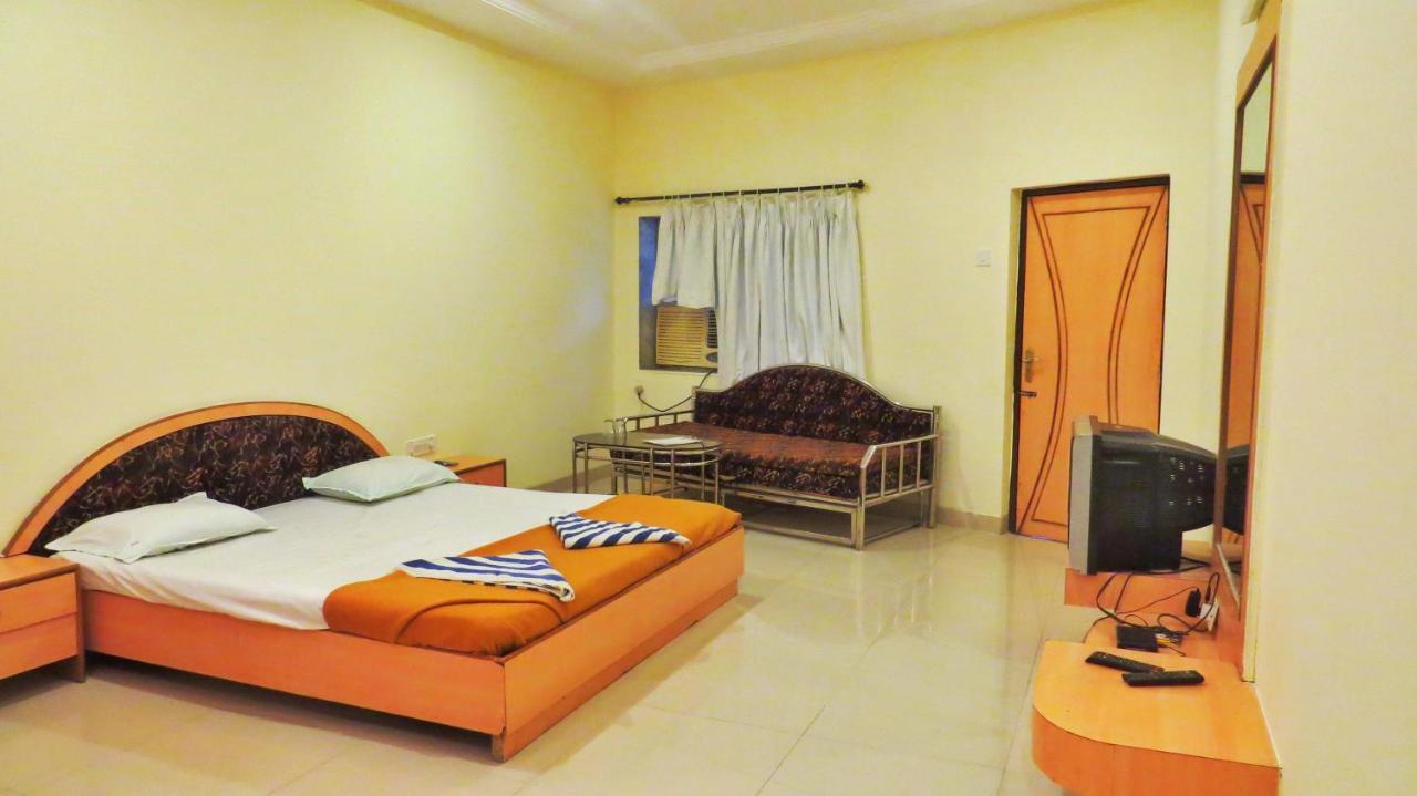 Golden Resort&Farm Nashik Exterior foto