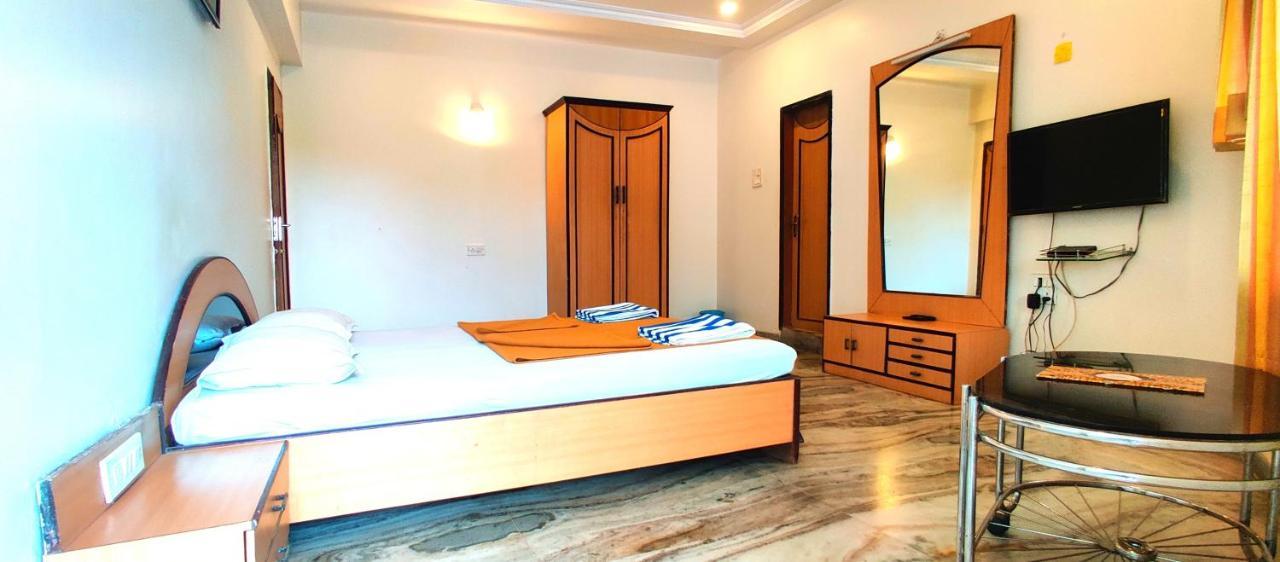 Golden Resort&Farm Nashik Exterior foto